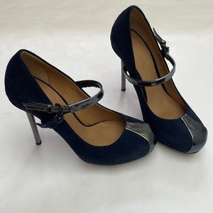 Women’s shoes